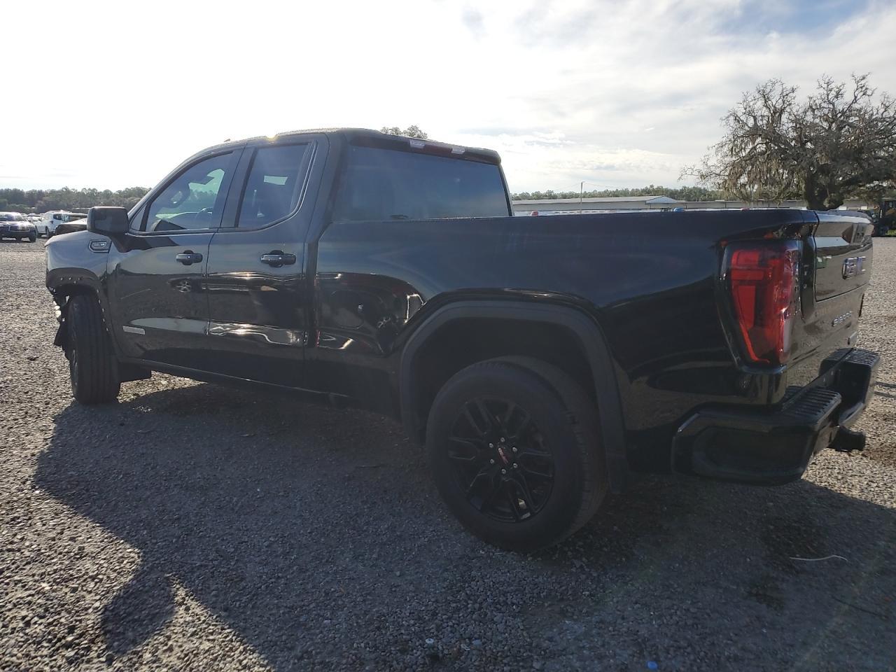 2022 GMC Sierra