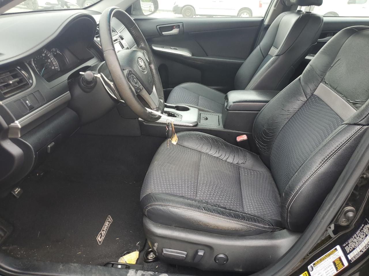 2014 TOYOTA CAMRY