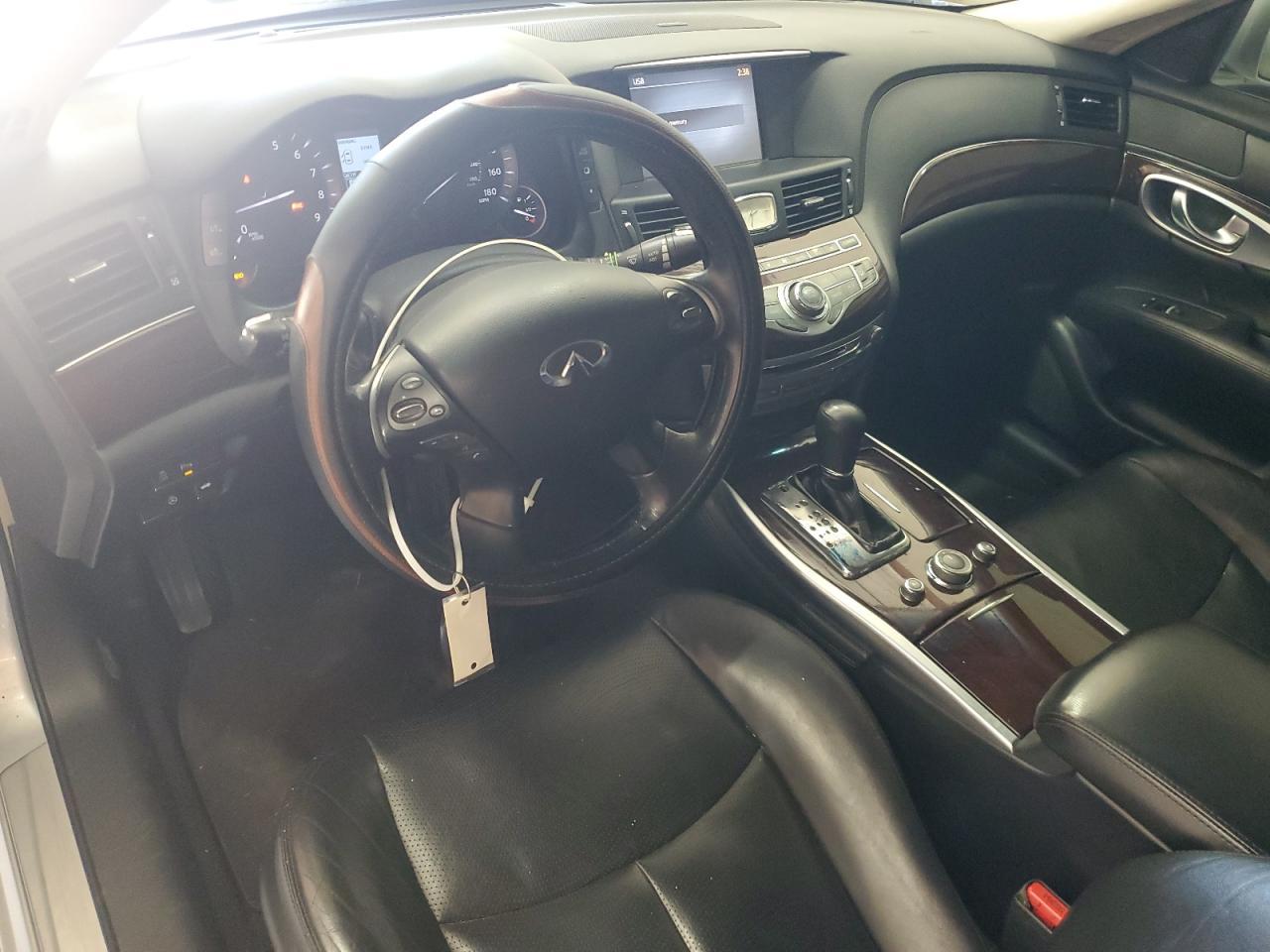 2013 INFINITI M37