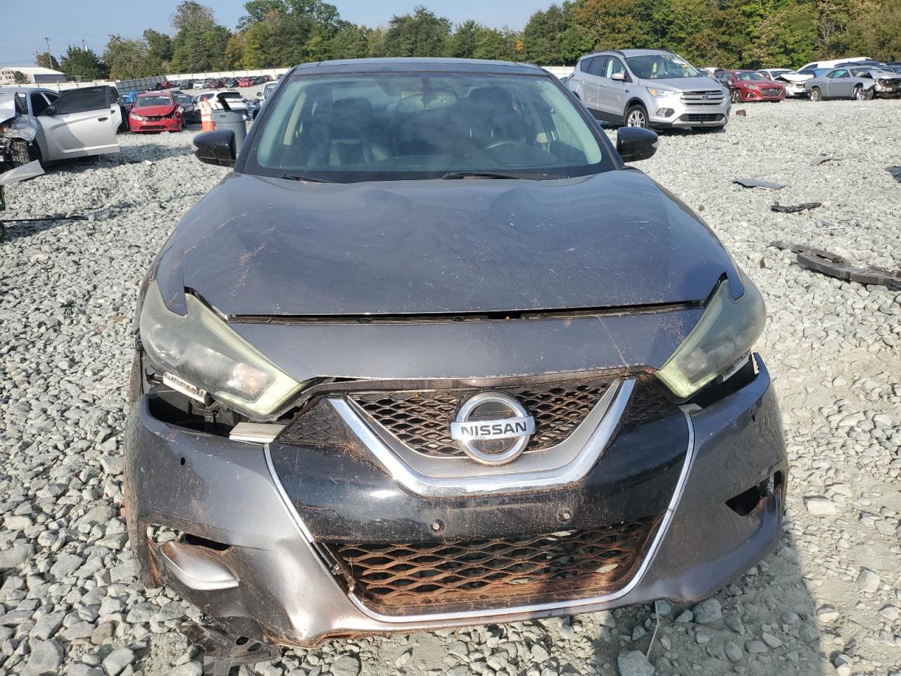 2016 NISSAN Maxima