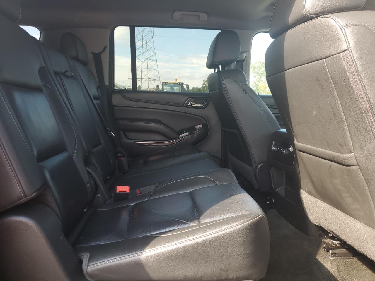 2018 CHEVROLET Suburban