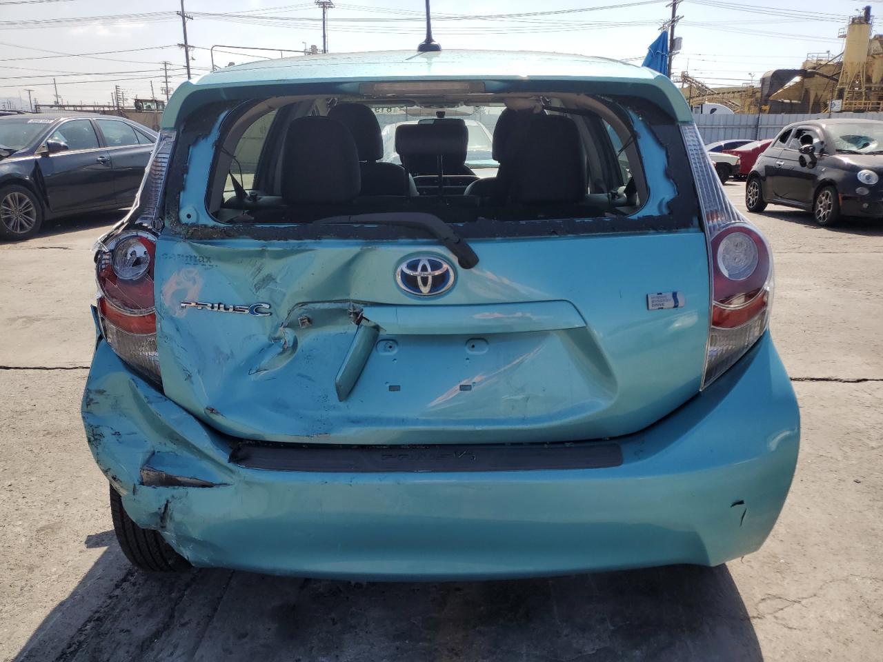 2013 TOYOTA Prius c