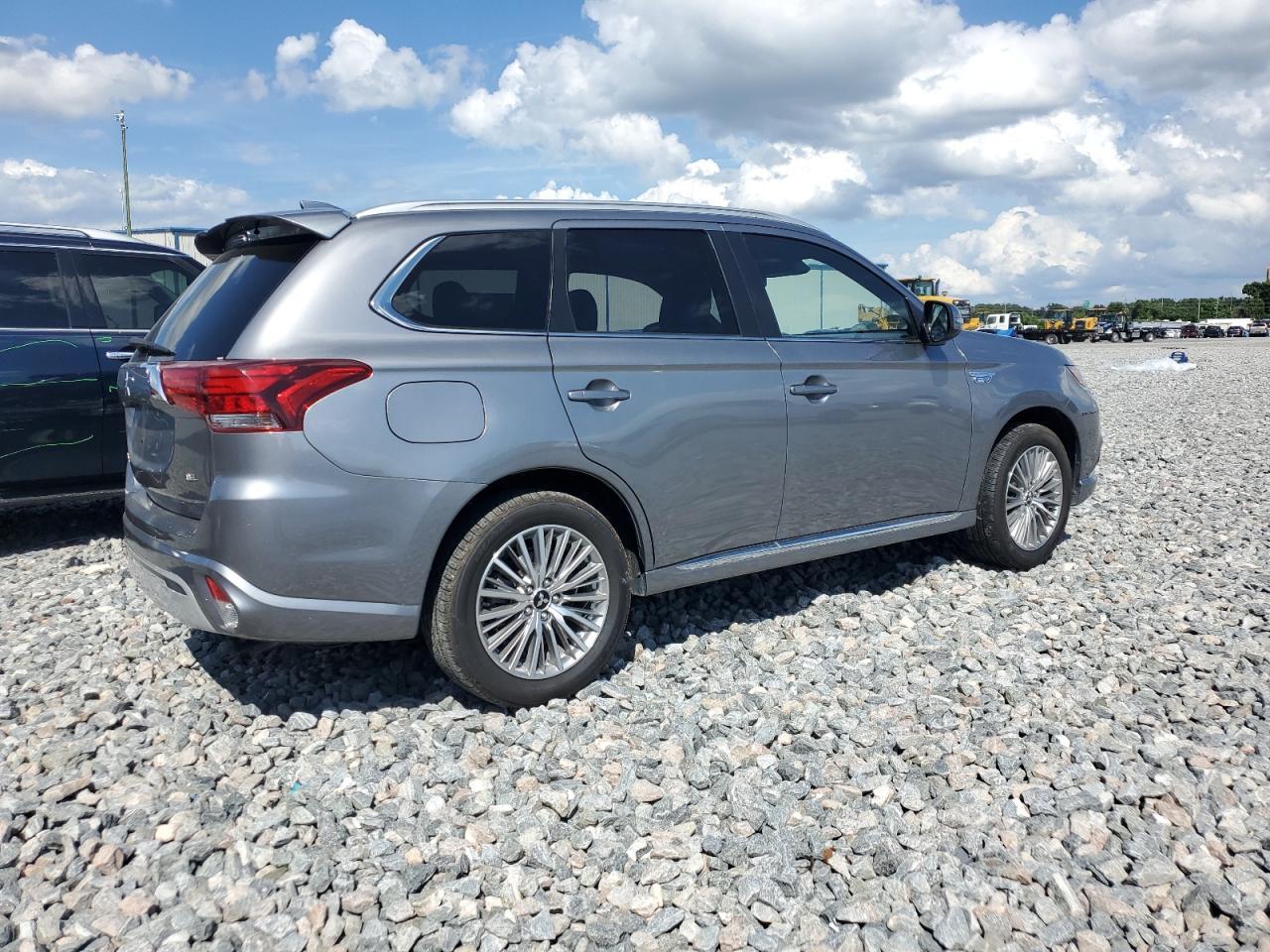 2022 MITSUBISHI outlander