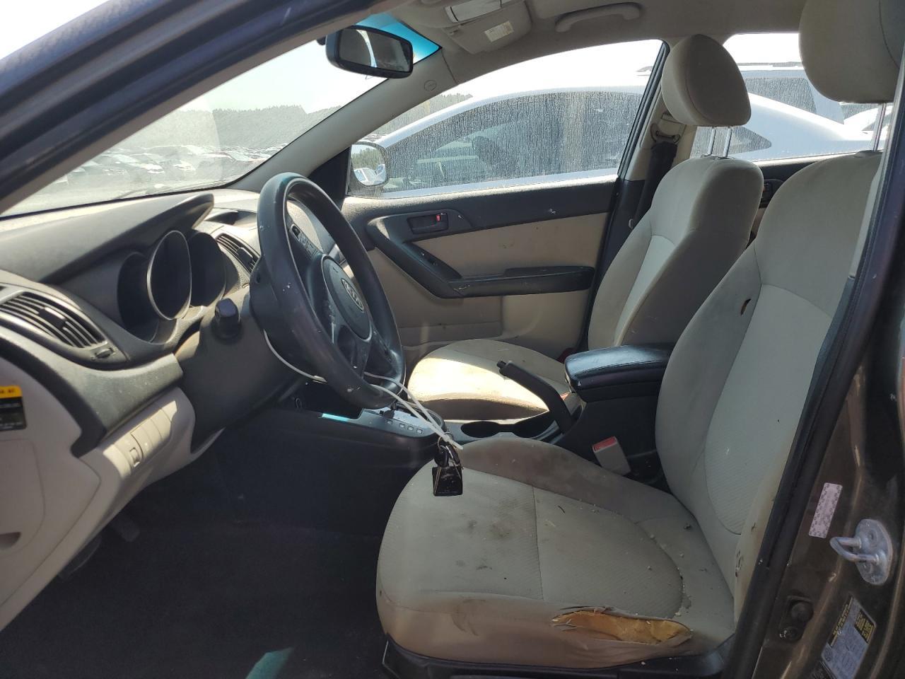 2010 KIA FORTE