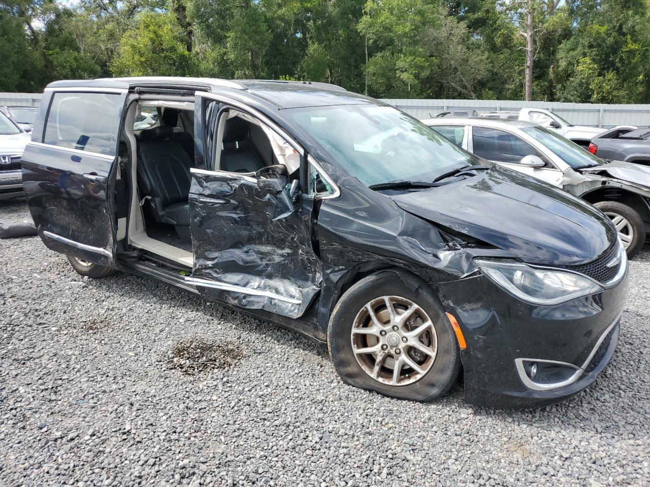 2020 CHRYSLER Pacifica