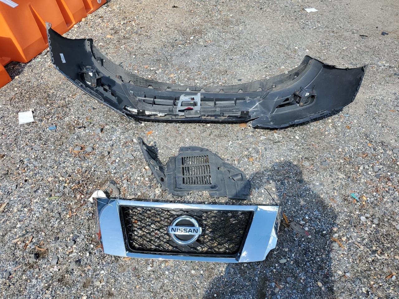 2015 NISSAN PATHFINDER
