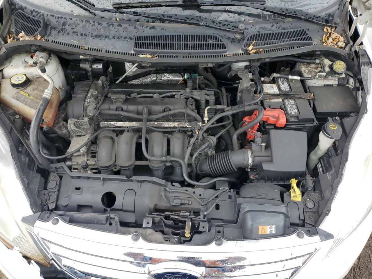 2013 FORD Fiesta