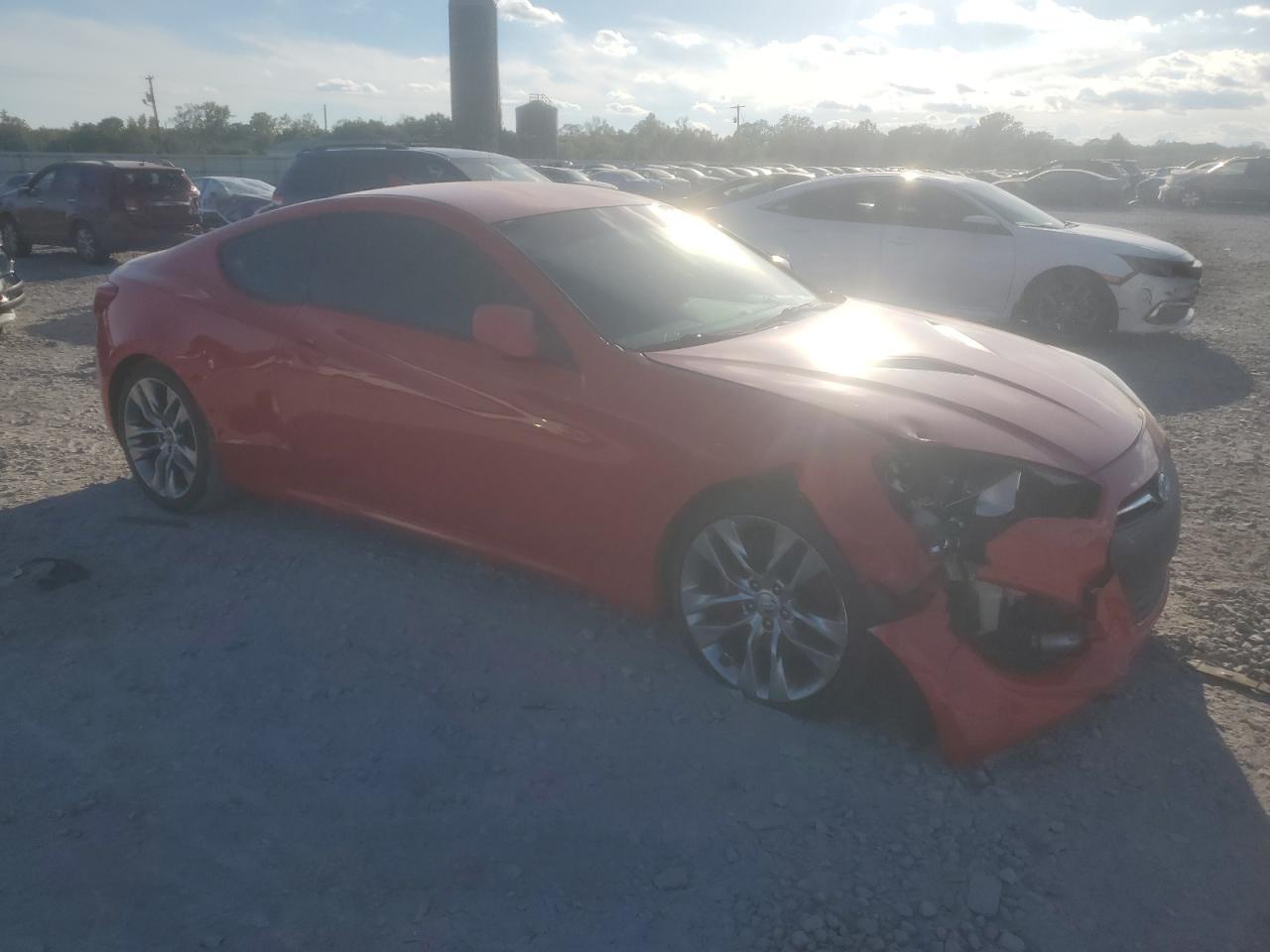 2013 HYUNDAI GENESIS