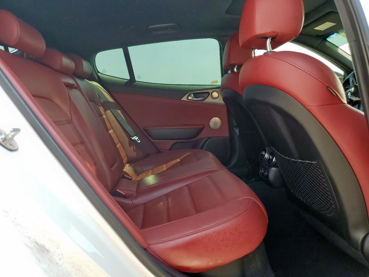 2019 KIA Stinger