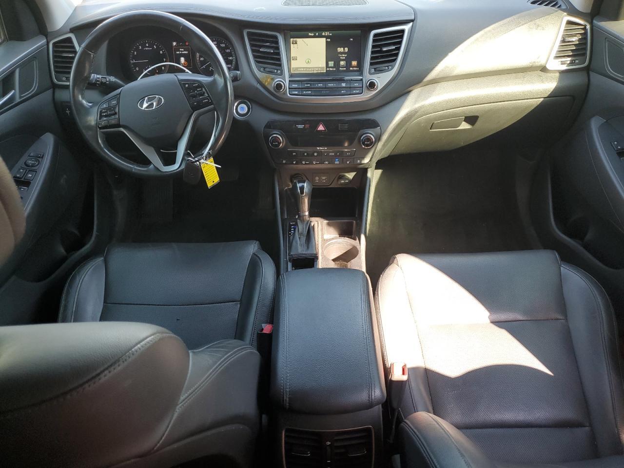 2016 HYUNDAI TUCSON