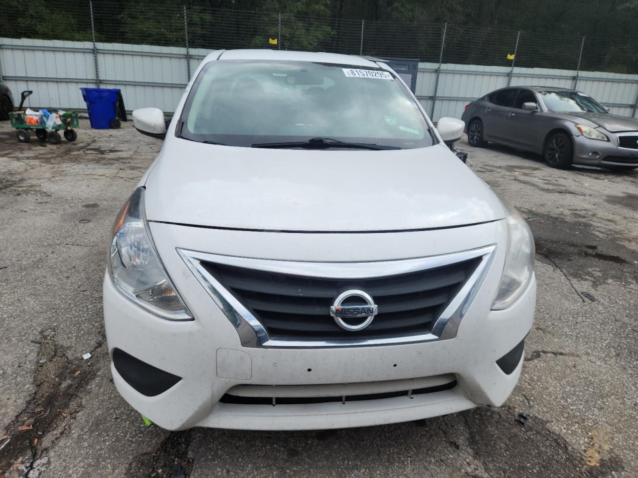 2017 NISSAN VERSA
