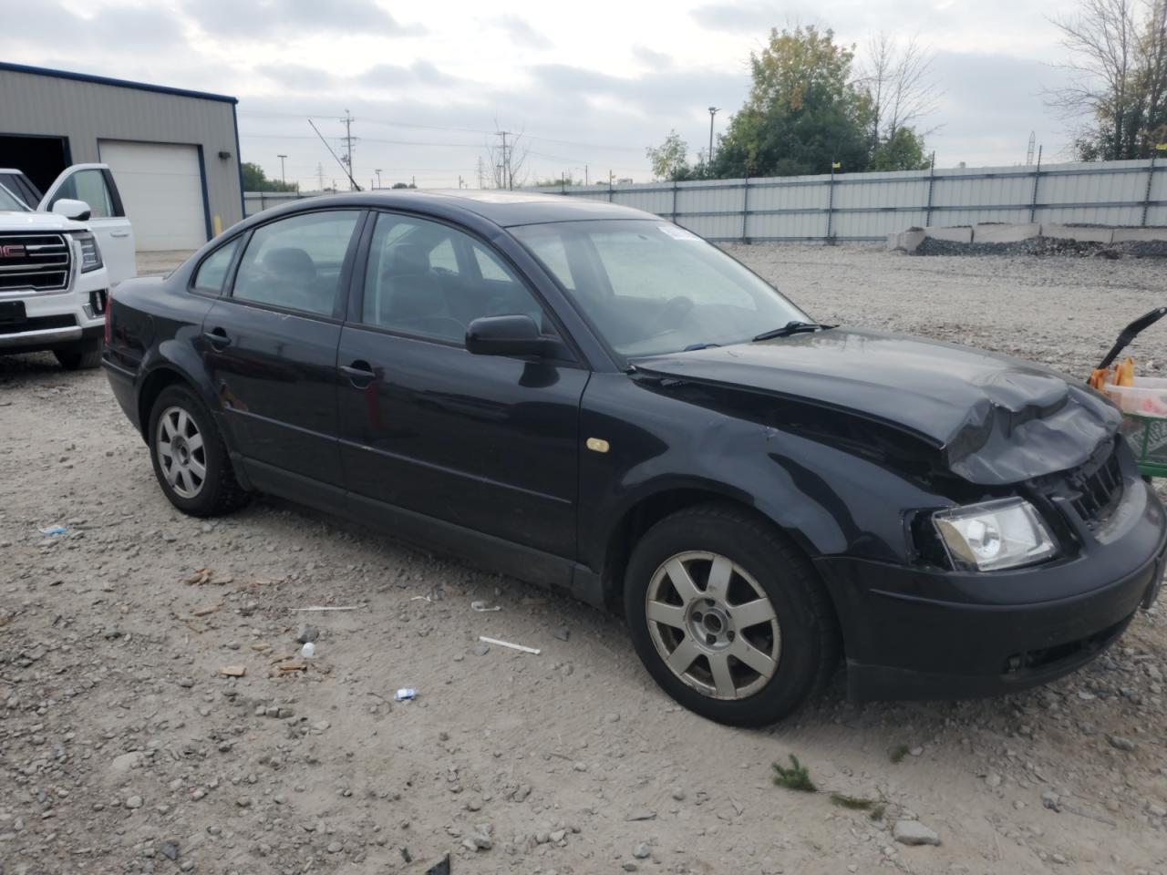 2000 VOLKSWAGEN Passat