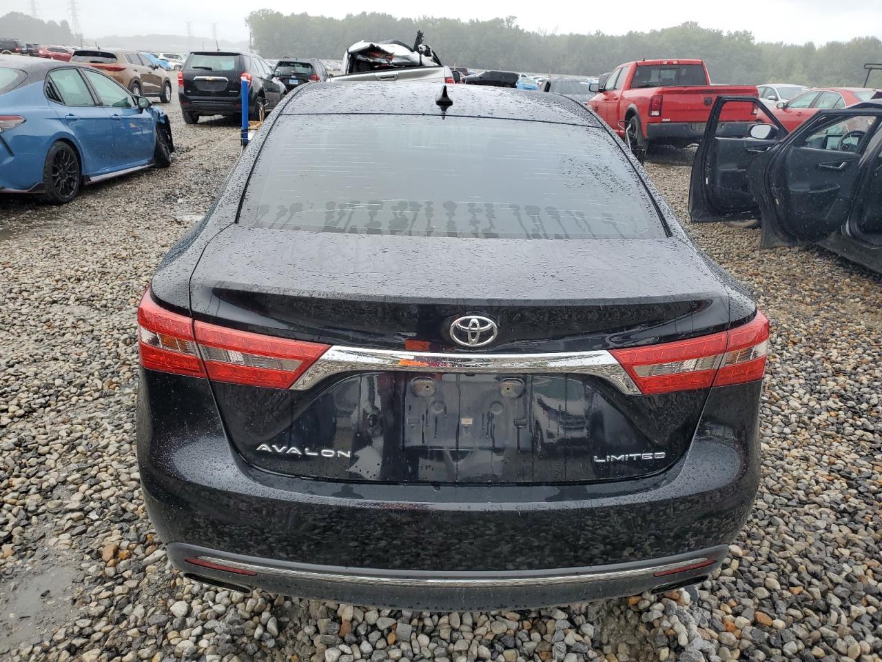 2017 TOYOTA Avalon