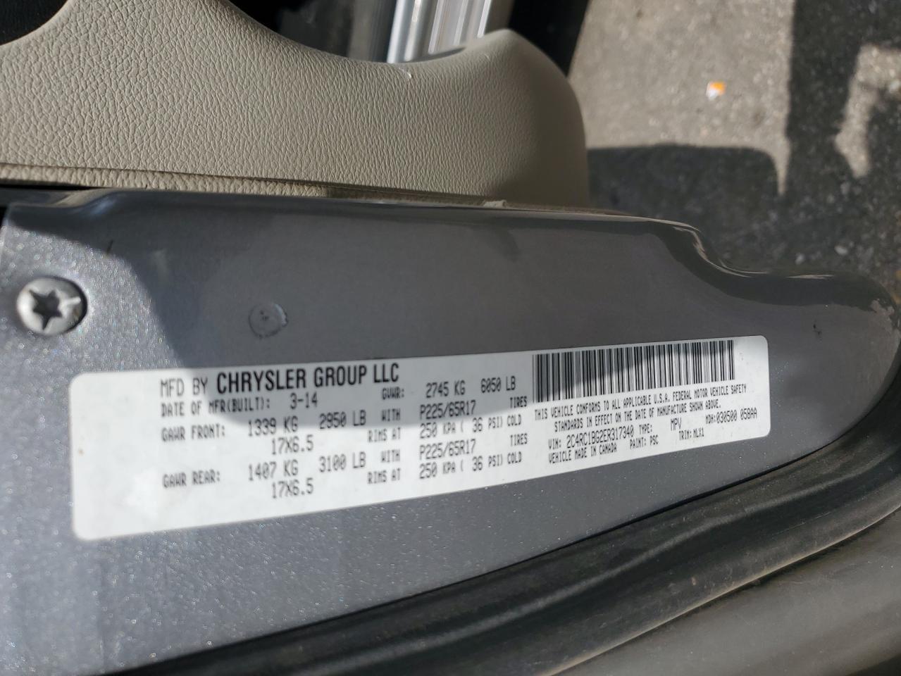 2014 CHRYSLER Town & Country