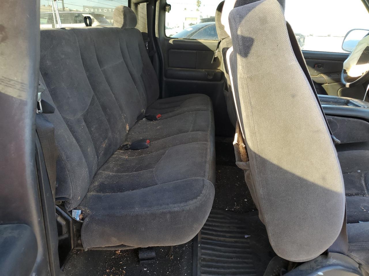 2004 GMC Sierra
