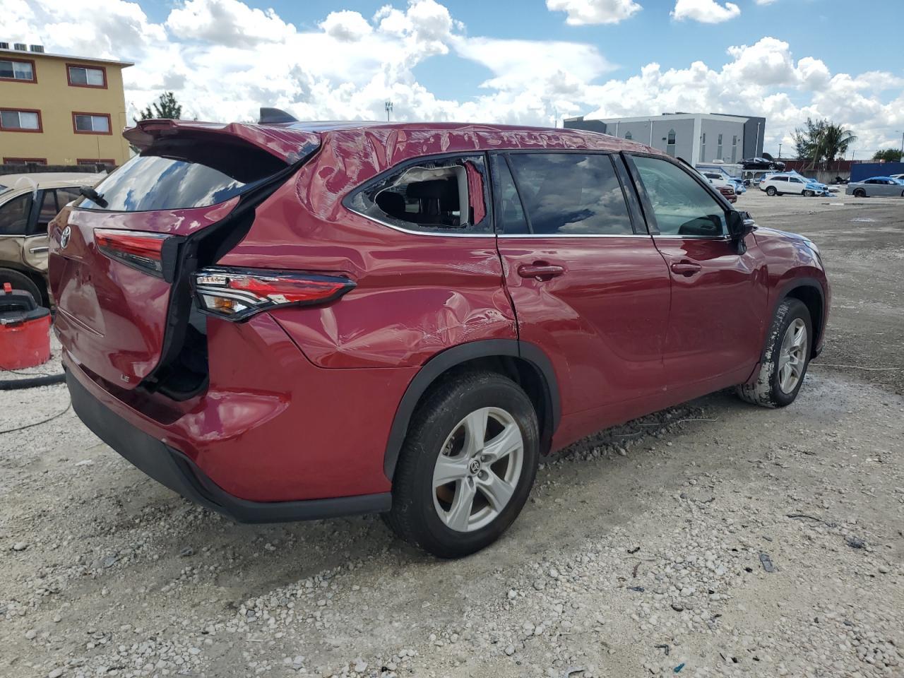 2022 TOYOTA HIGHLANDER