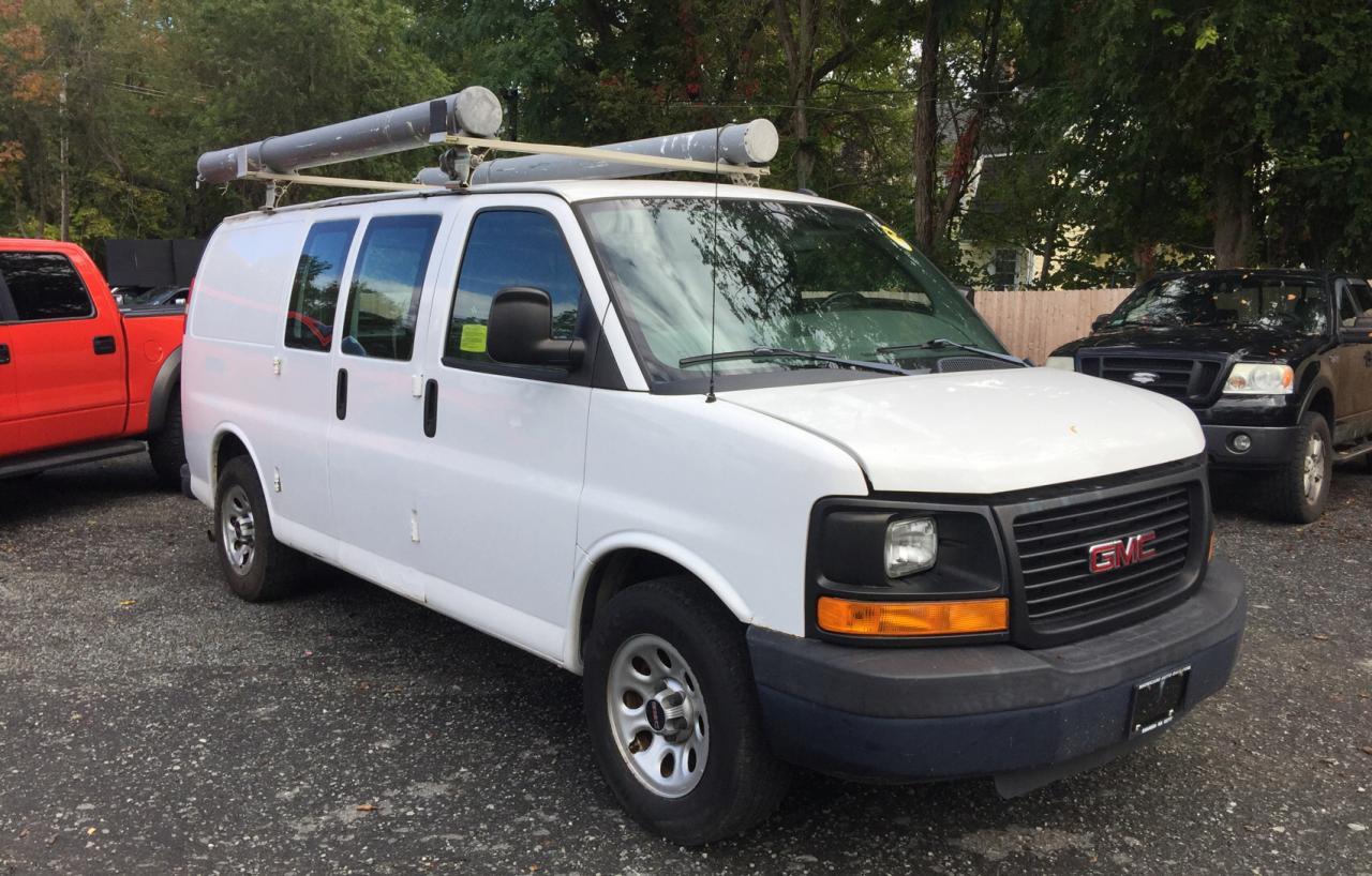 2014 GMC Savana