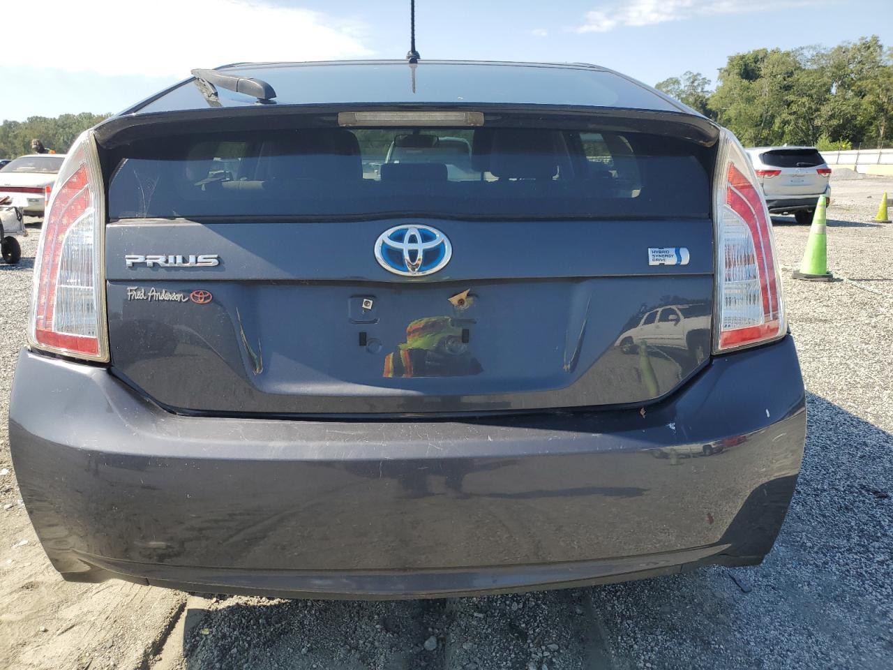 2014 TOYOTA PRIUS