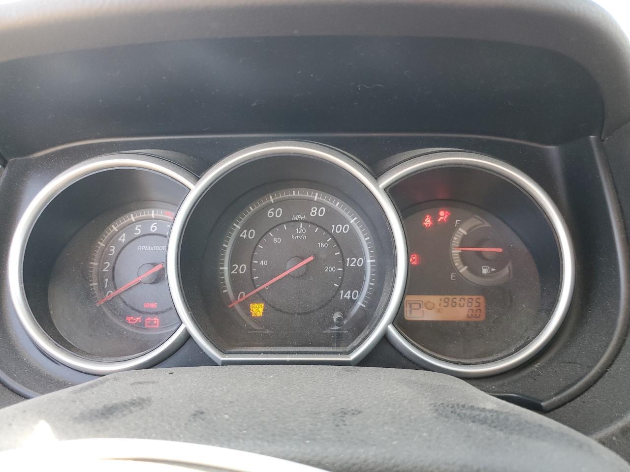 2011 NISSAN VERSA