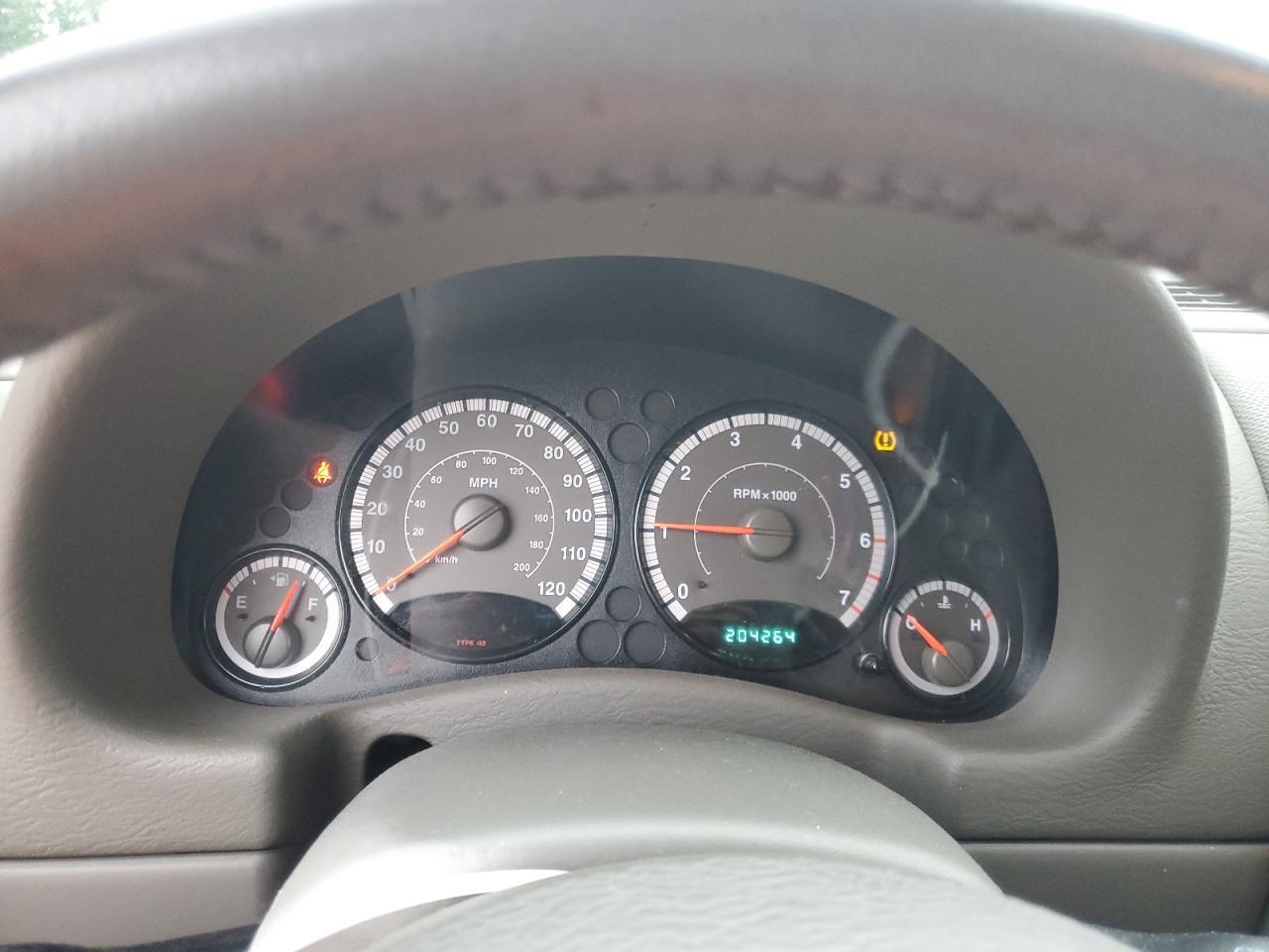 2005 JEEP Liberty