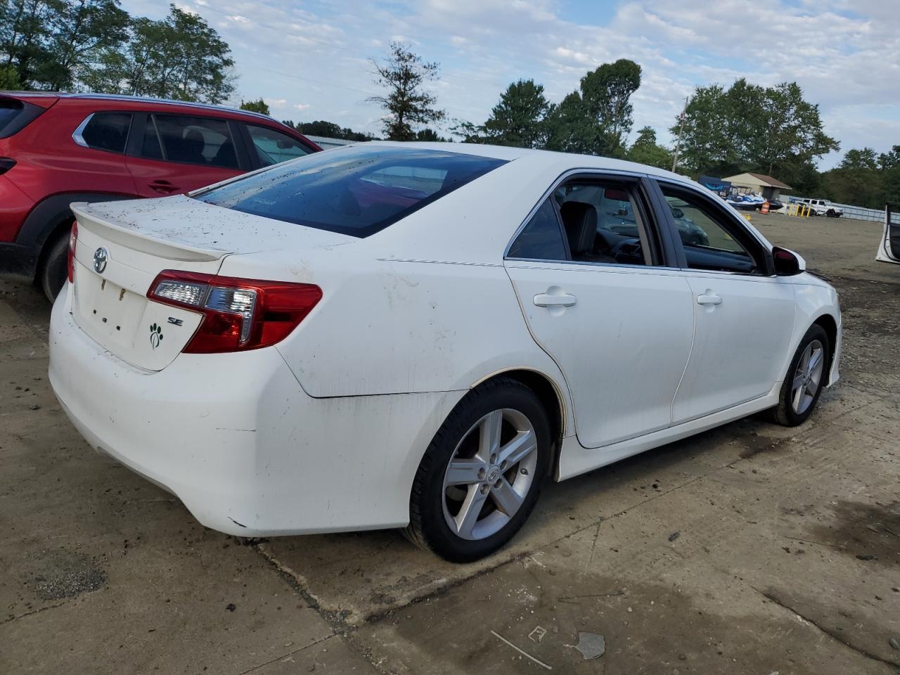 2013 TOYOTA CAMRY