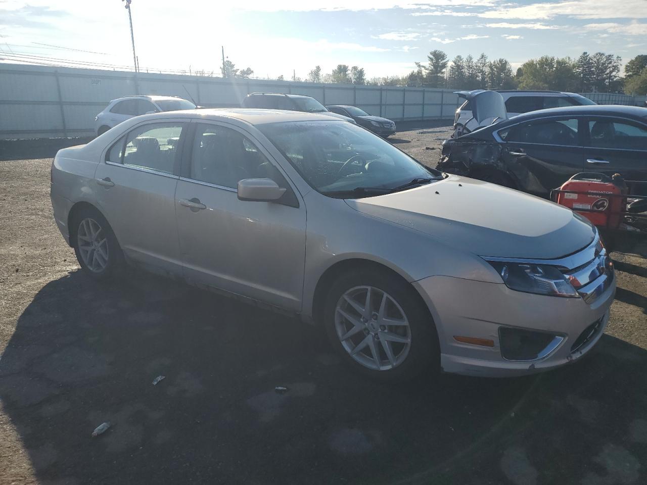 2010 FORD FUSION