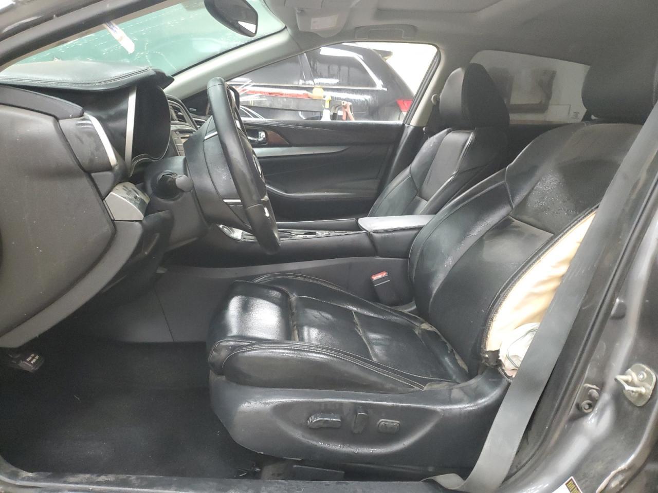 2018 NISSAN Maxima