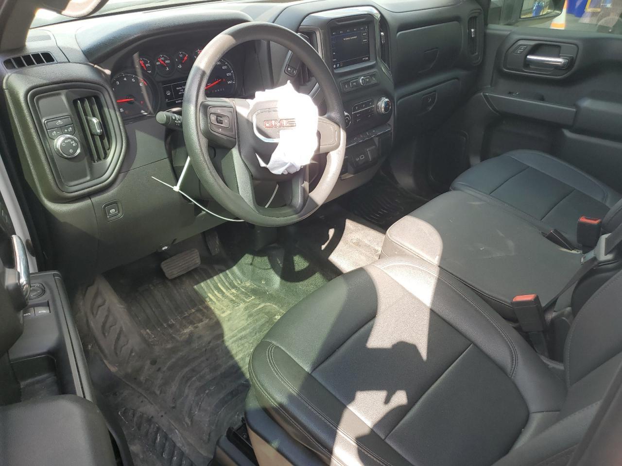 2023 GMC Sierra