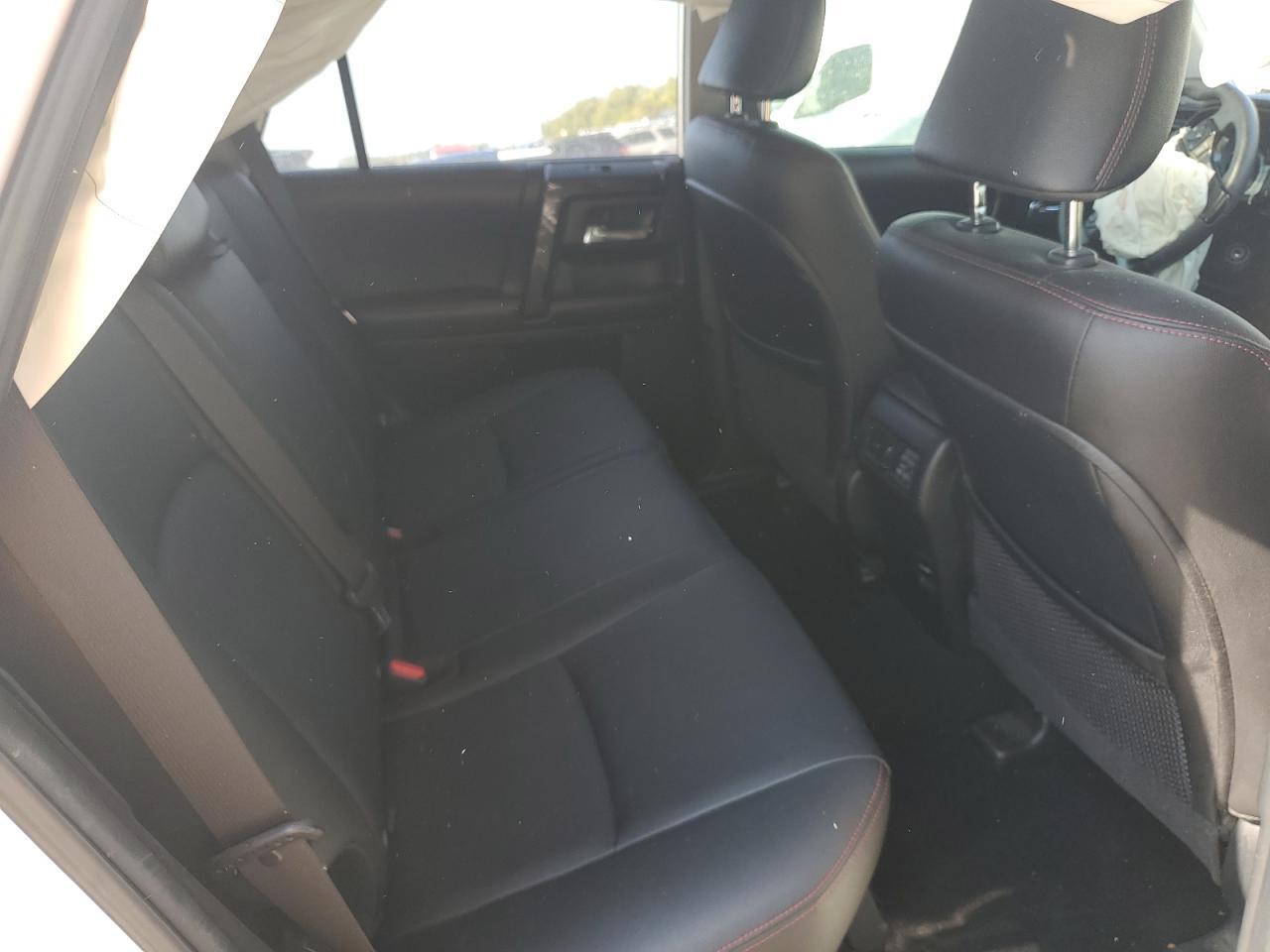 2018 TOYOTA 4Runner