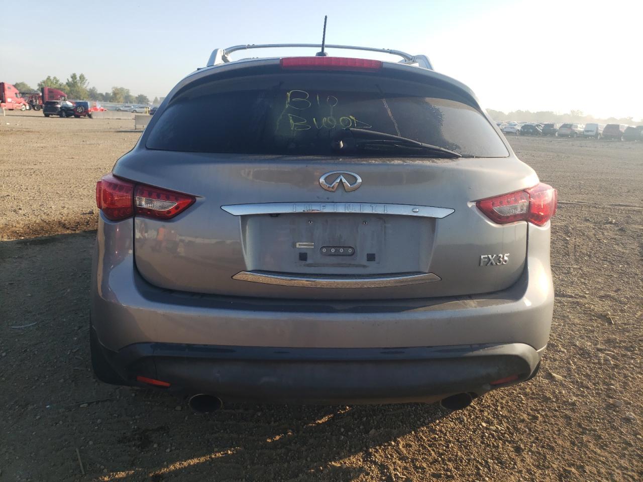 2009 INFINITI FX35
