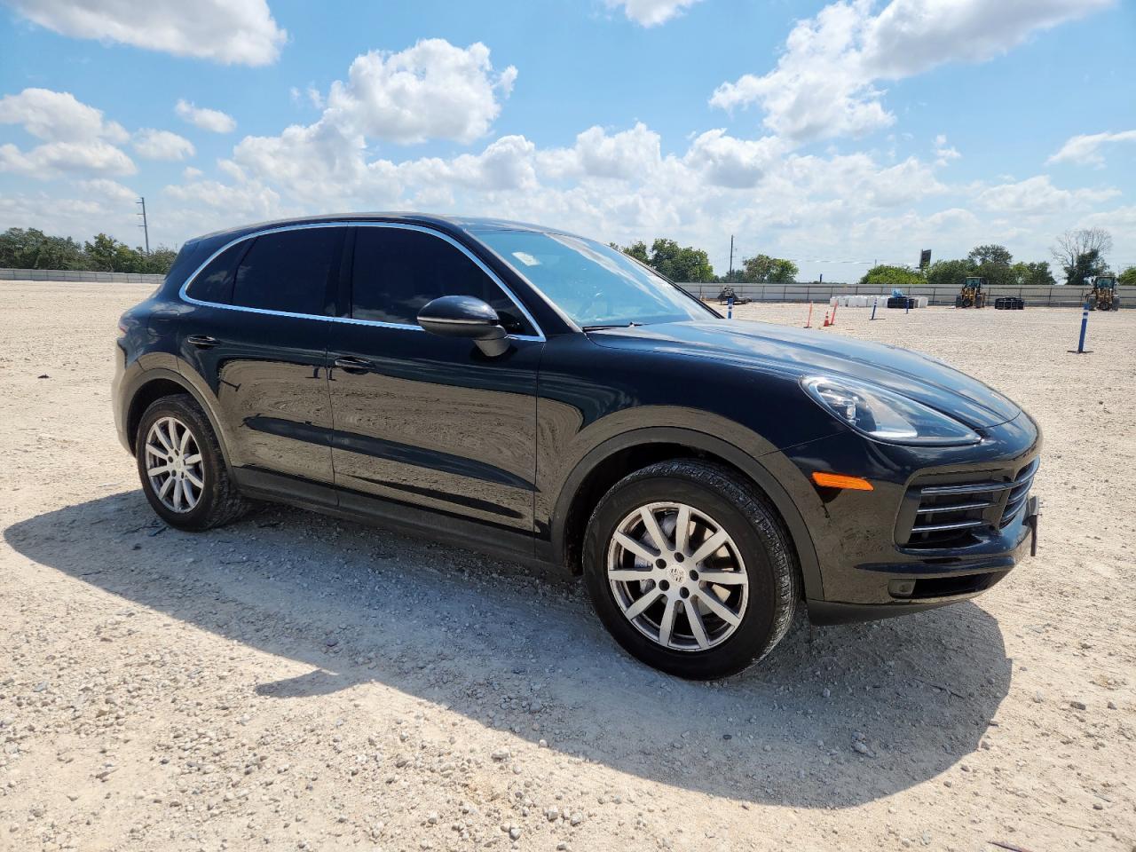 2019 PORSCHE CAYENNE