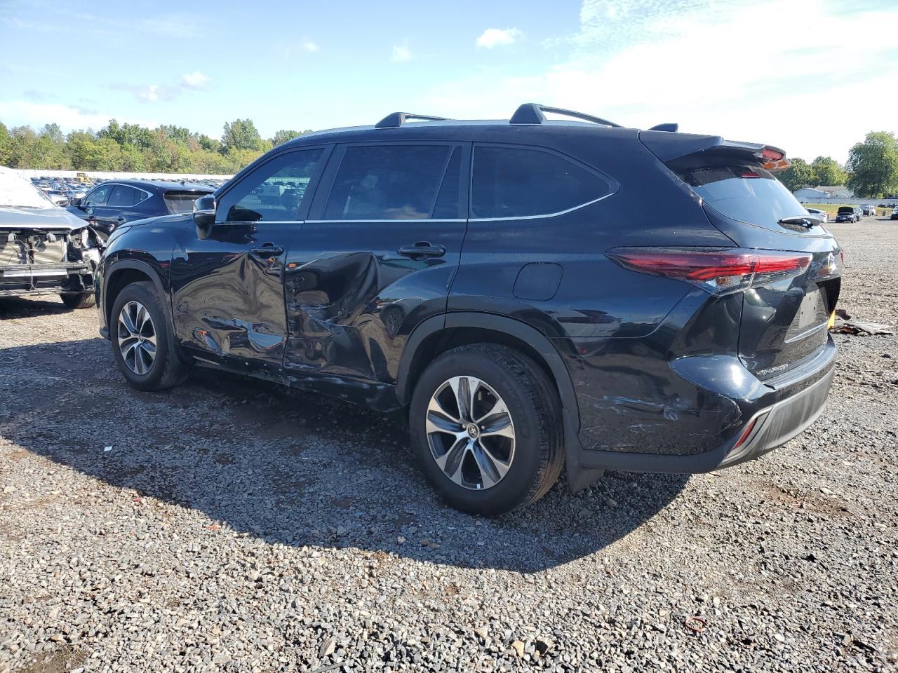 2024 TOYOTA HIGHLANDER