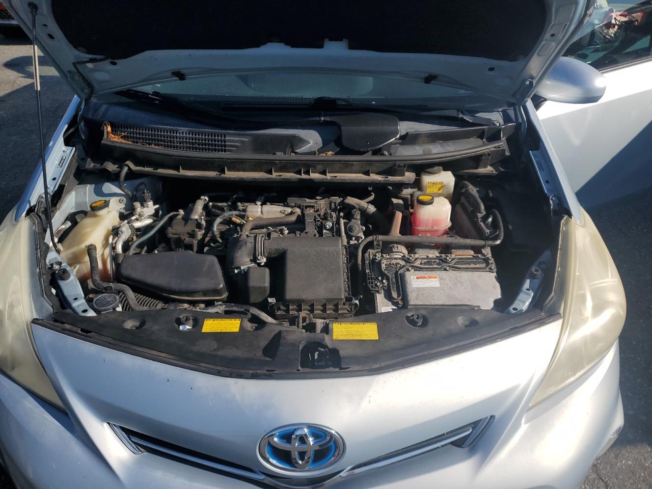 2012 TOYOTA PRIUS V