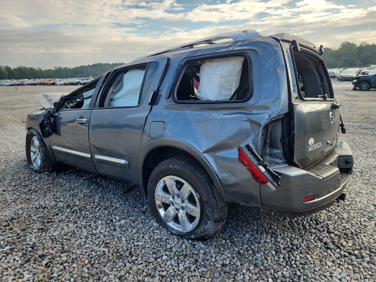 2014 NISSAN Armada