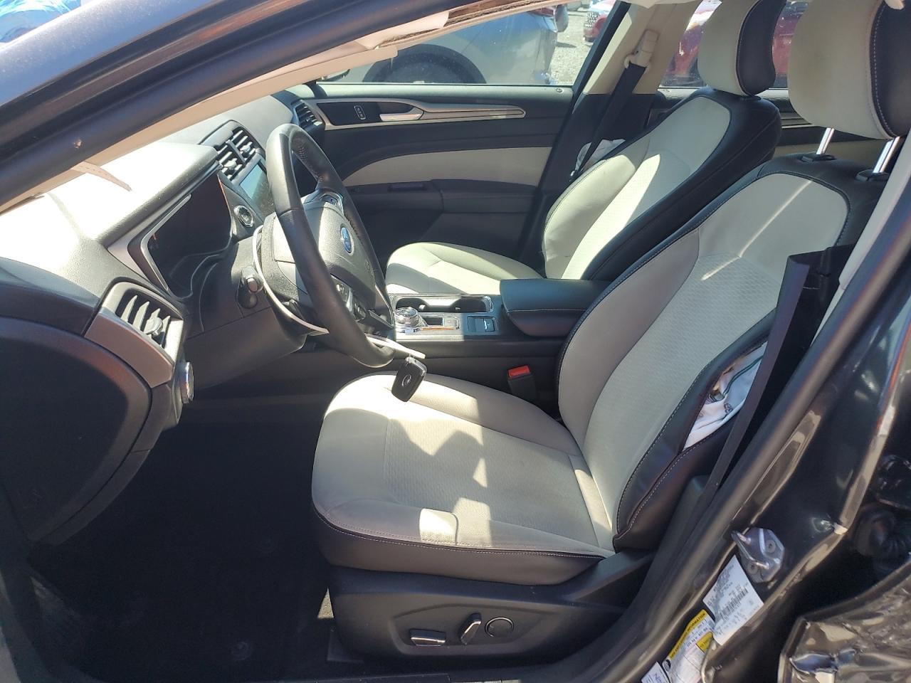 2019 FORD FUSION