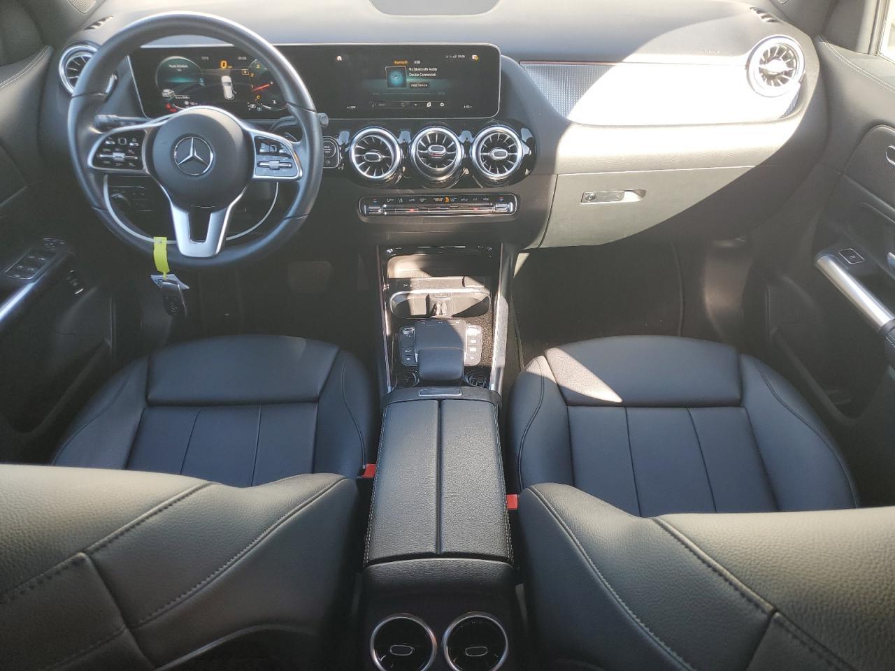 2021 MERCEDES-BENZ GLA-Class