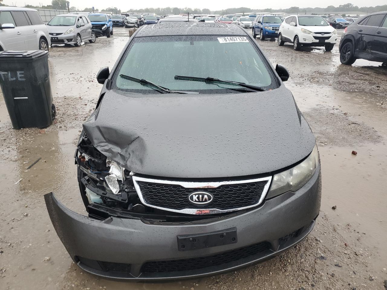 2013 KIA FORTE
