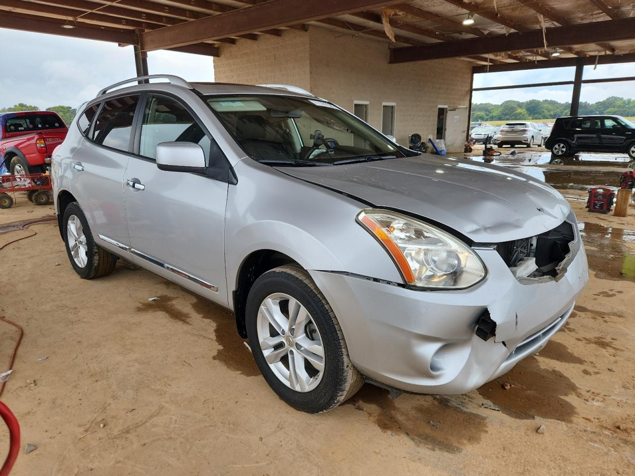 2012 NISSAN ROGUE