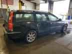 2005 VOLVO V70