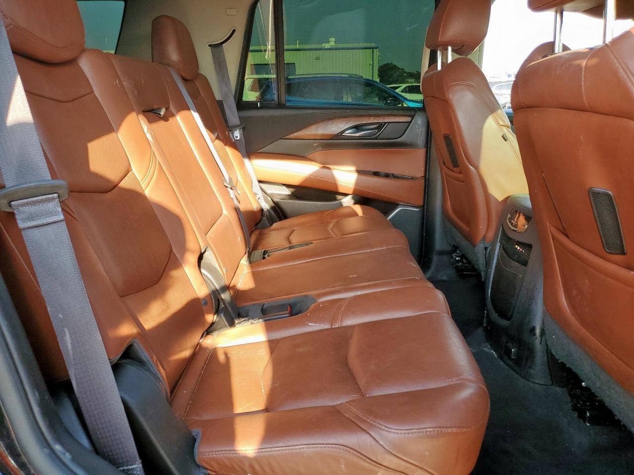 2015 CADILLAC ESCALADE