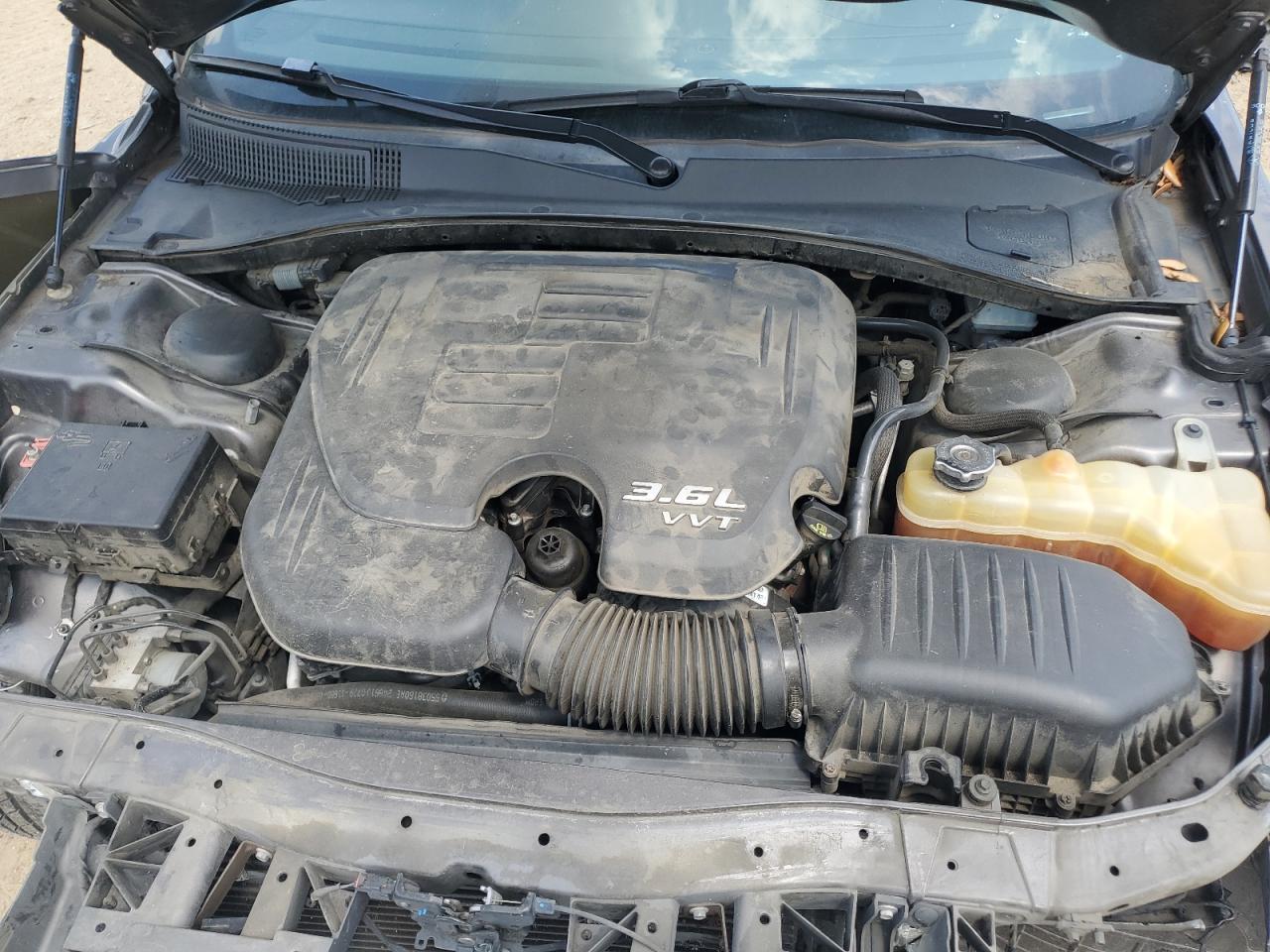 2019 CHRYSLER 300