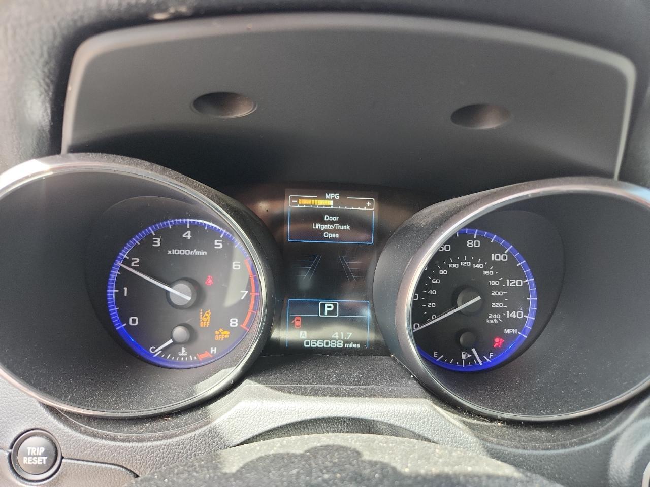 2015 SUBARU Legacy