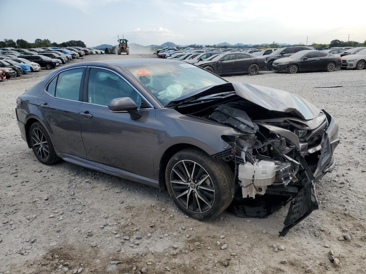 2024 TOYOTA CAMRY