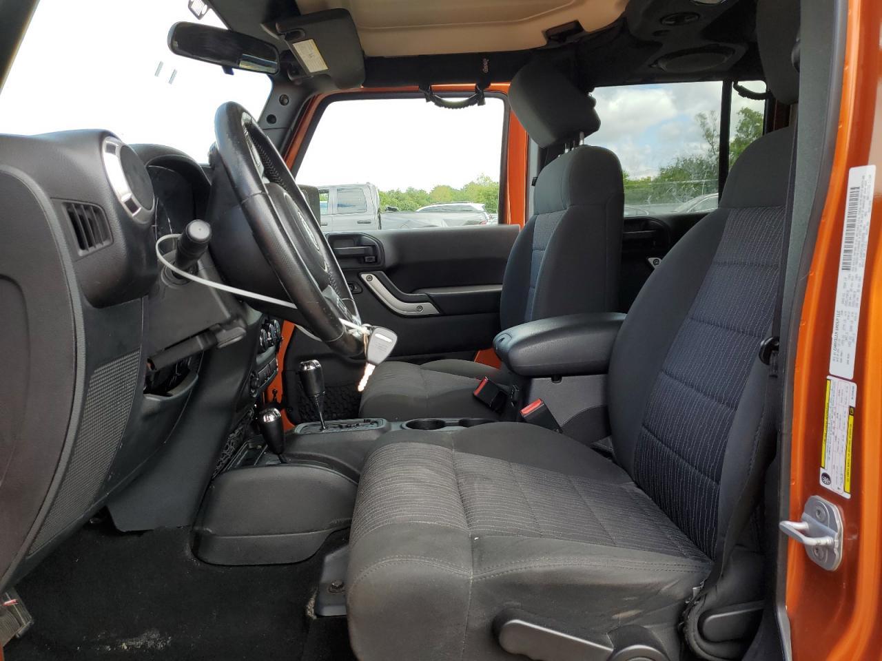 2011 JEEP Wrangler Unlimited