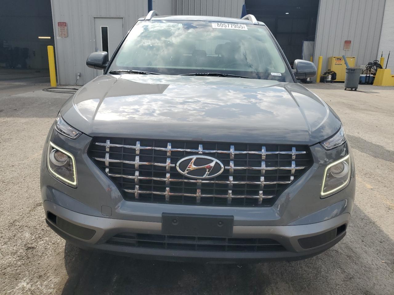 2021 HYUNDAI VENUE