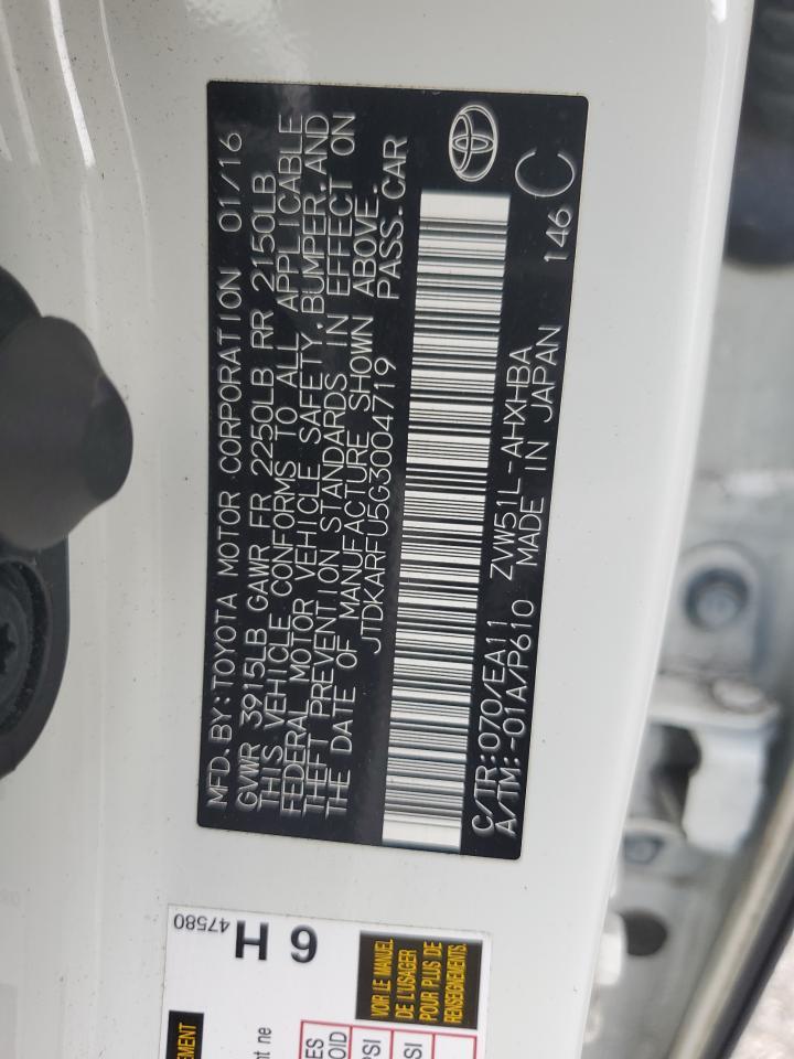 2016 TOYOTA PRIUS