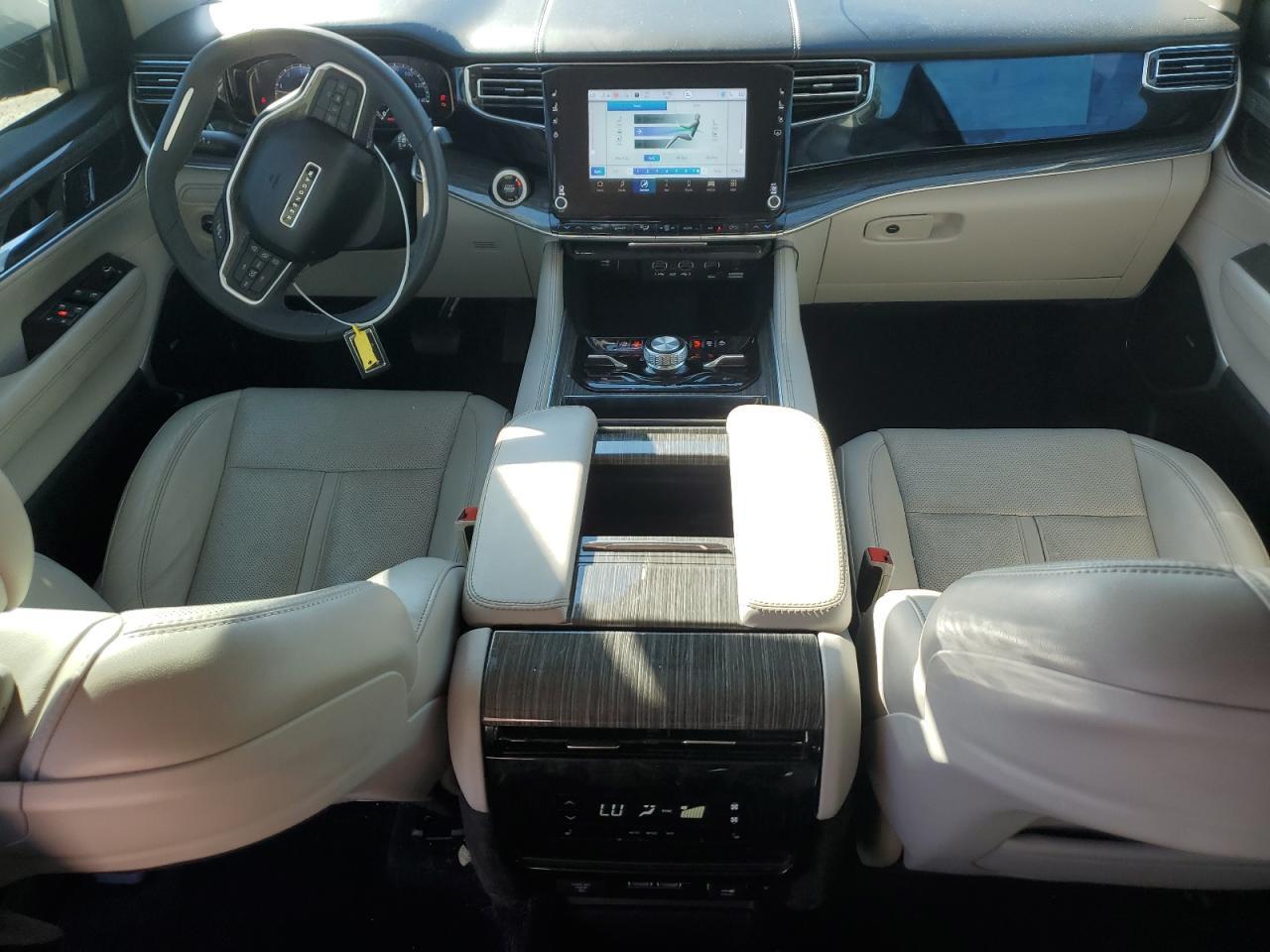 2022 JEEP Wagoneer