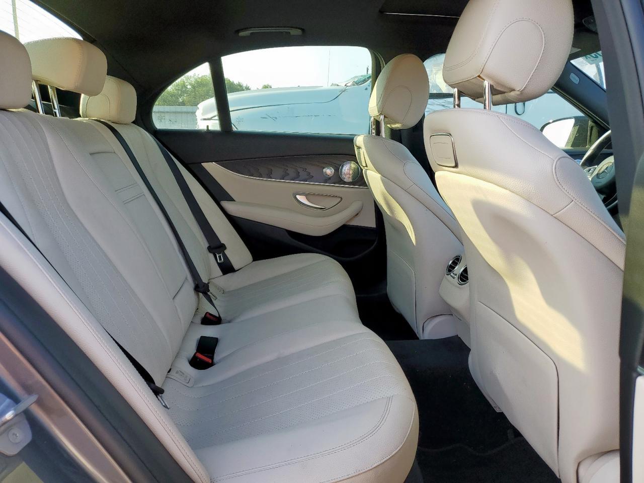 2018 MERCEDES-BENZ E-Class
