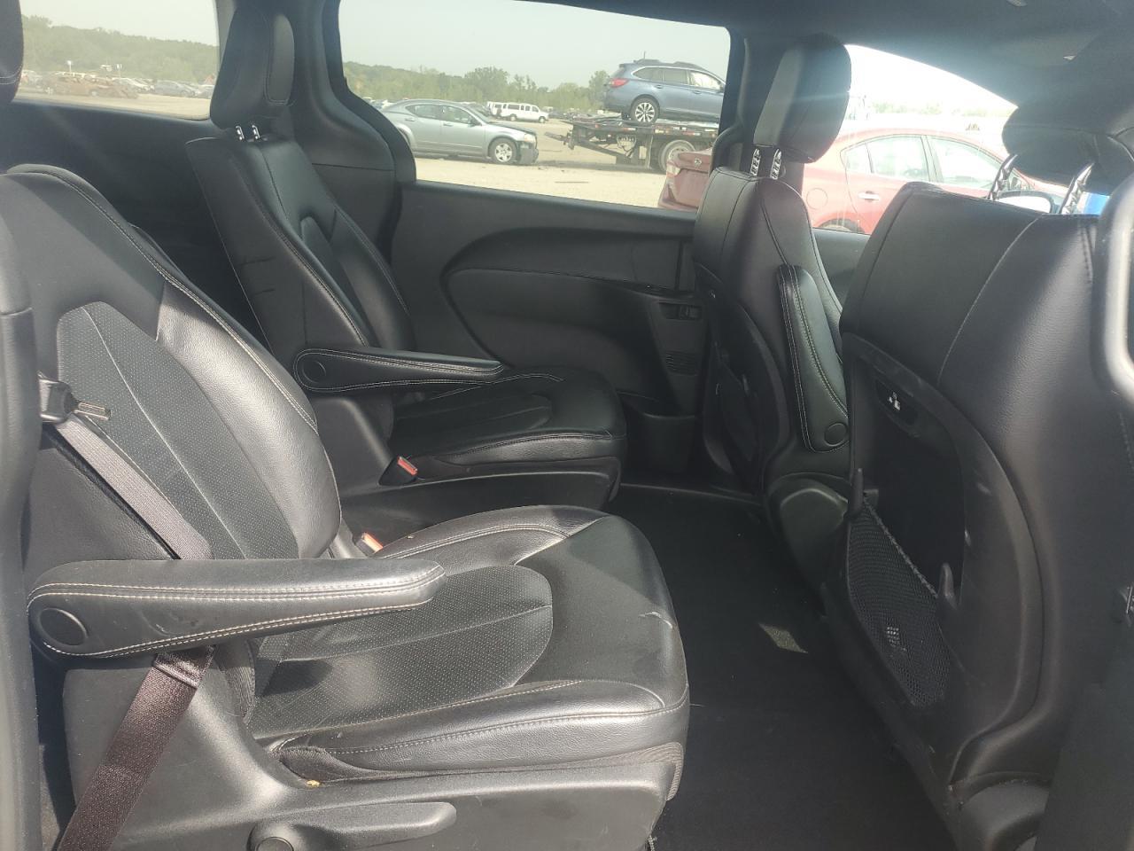2022 CHRYSLER Pacifica