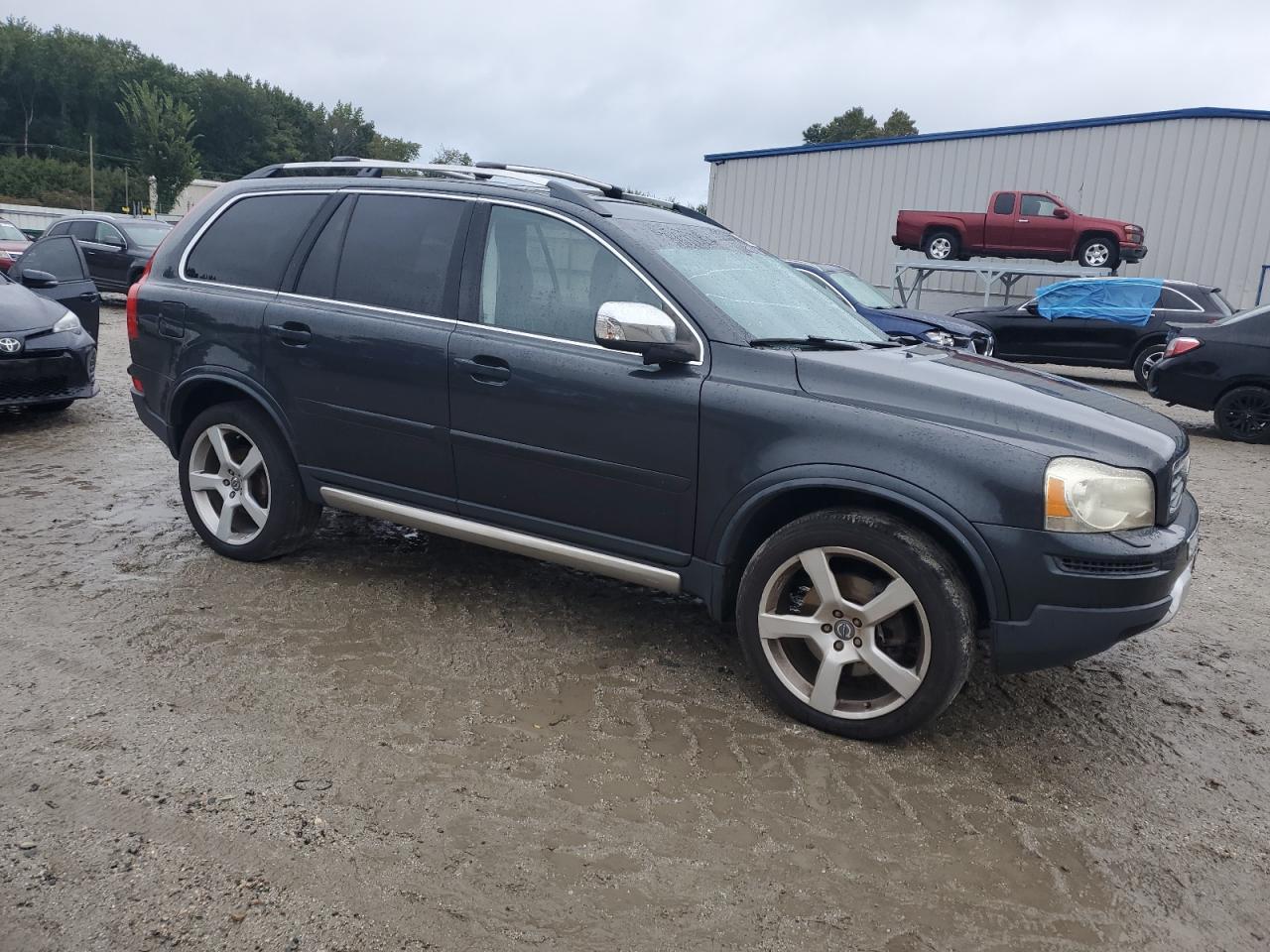 2011 VOLVO XC90